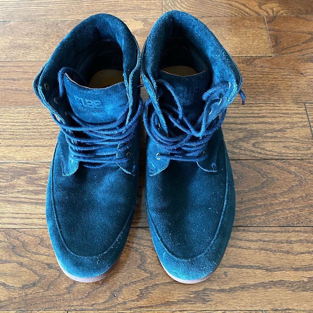 Clae Hamilton shoes size 10us